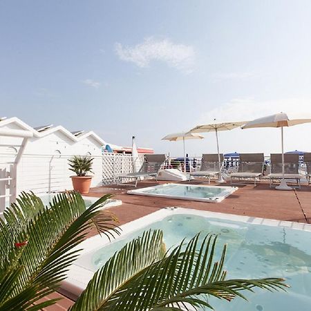 Riccione Beach Hotel - Enjoy Your Summer -Beach Village Incluso Exterior photo