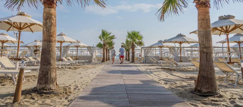 Riccione Beach Hotel - Enjoy Your Summer -Beach Village Incluso Exterior photo